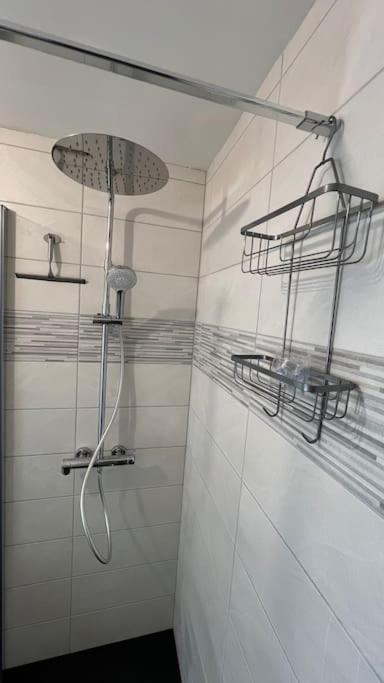דירות ריימס Le Nid Champenois מראה חיצוני תמונה